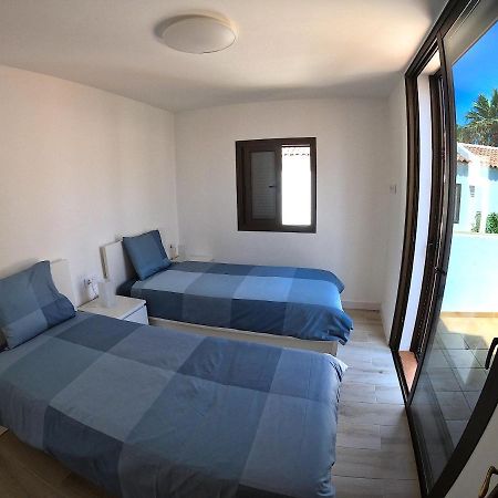 Parque Santiago I - 2 Bedroom - 1 Bathroom - Open Plan Living - Kitchen Area - Extra Large Balcony - First Floor Apartment Playa de las Américas Buitenkant foto